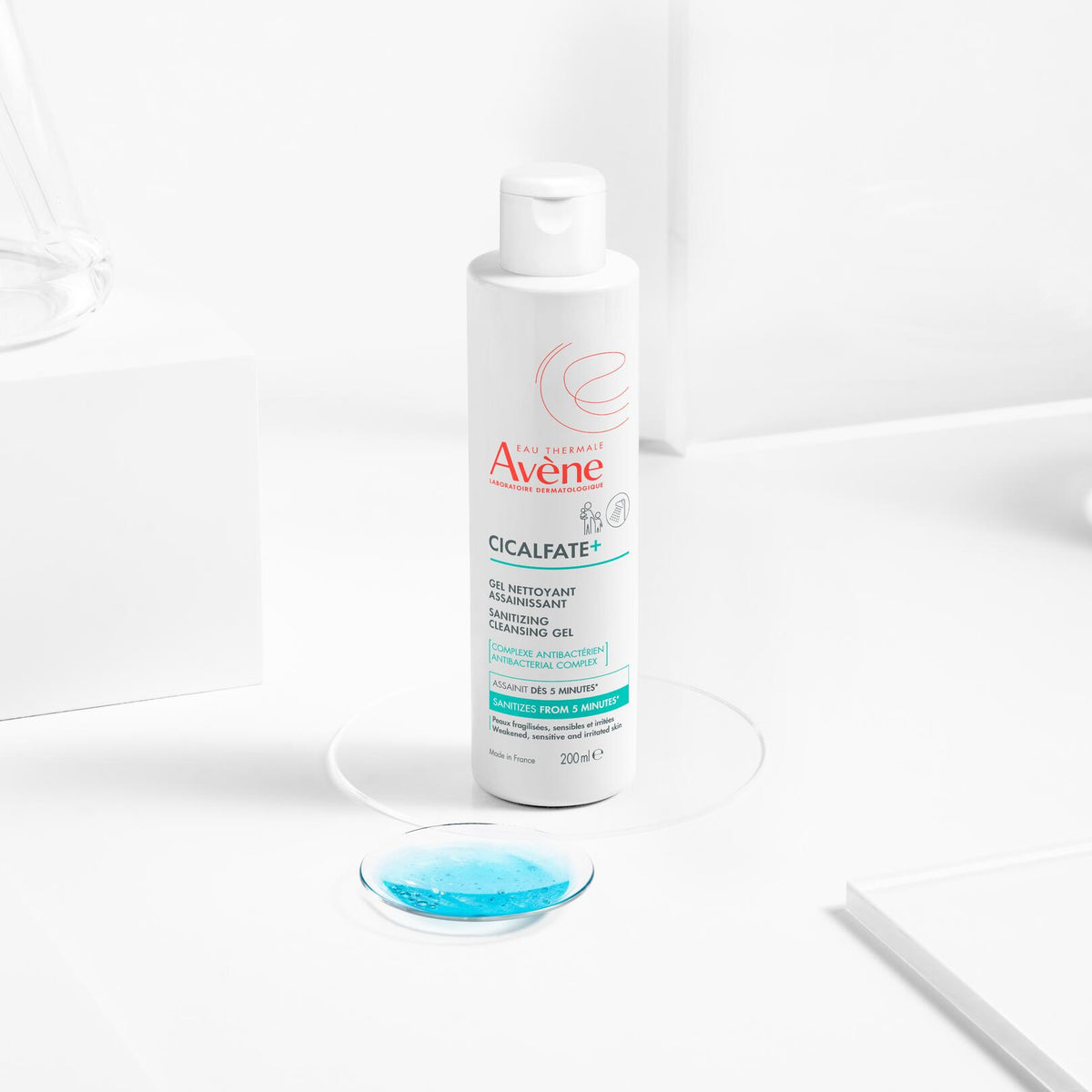 Avène Cicalfate+, bottle beside a glass dish of blue gel