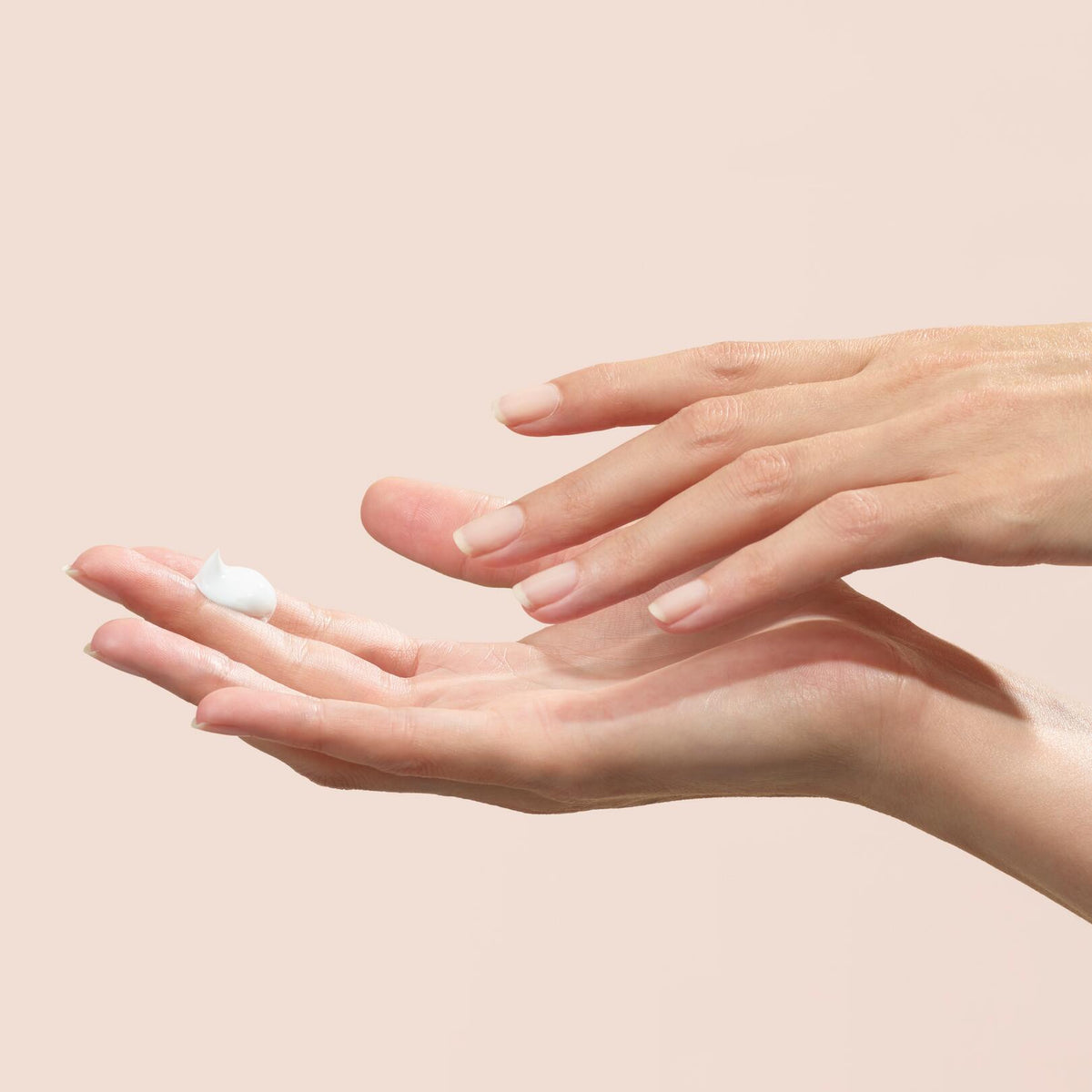 Avène Cicalfate+, dab of cream in an open palm