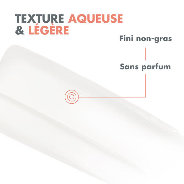 Avène Cleanance, fluid texture swatch with captions in French