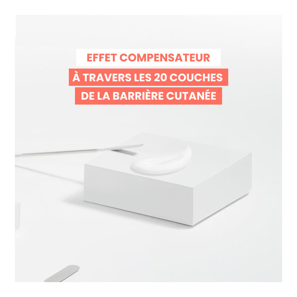 Avène Cleanance, cream swatch on a white block with a caption in French