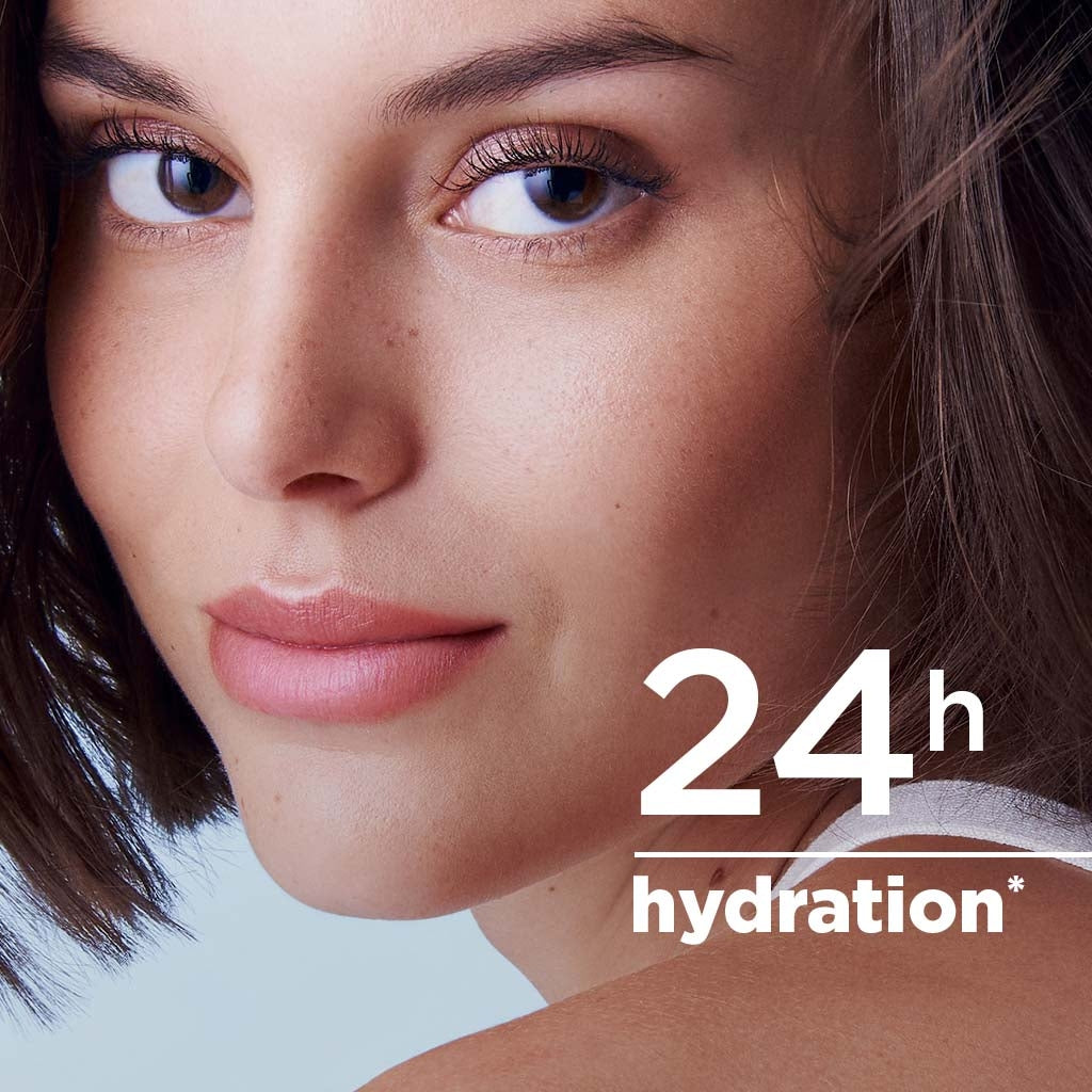 Bioderma Hydrabio, close-up of a woman's face with a hydration claim