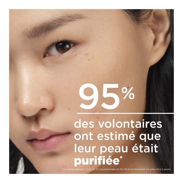 Bioderma Sébium H2O, close-up of a woman's face with study results in French