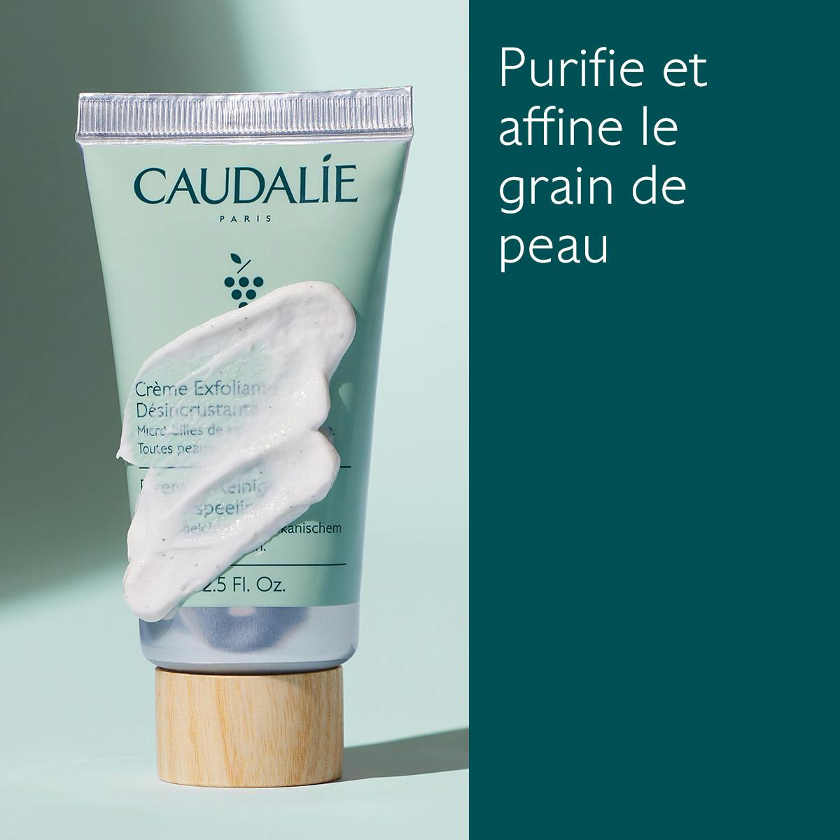 Caudalie Exfoliating Scrub Cream, tube with a cream swatch, text in French