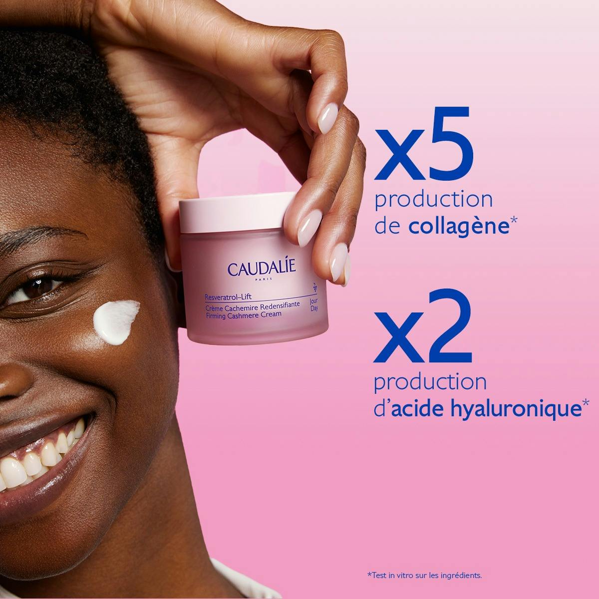 Caudalie Resveratrol-Lift, smiling woman holding the jar with in vitro results in French