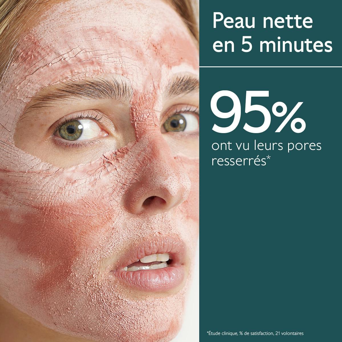 Caudalie Vinergetic C+, close-up of a face with the clay mask and study results in French