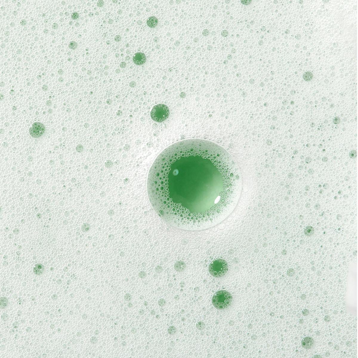 Caudalie Vinoclean, foam texture swatch