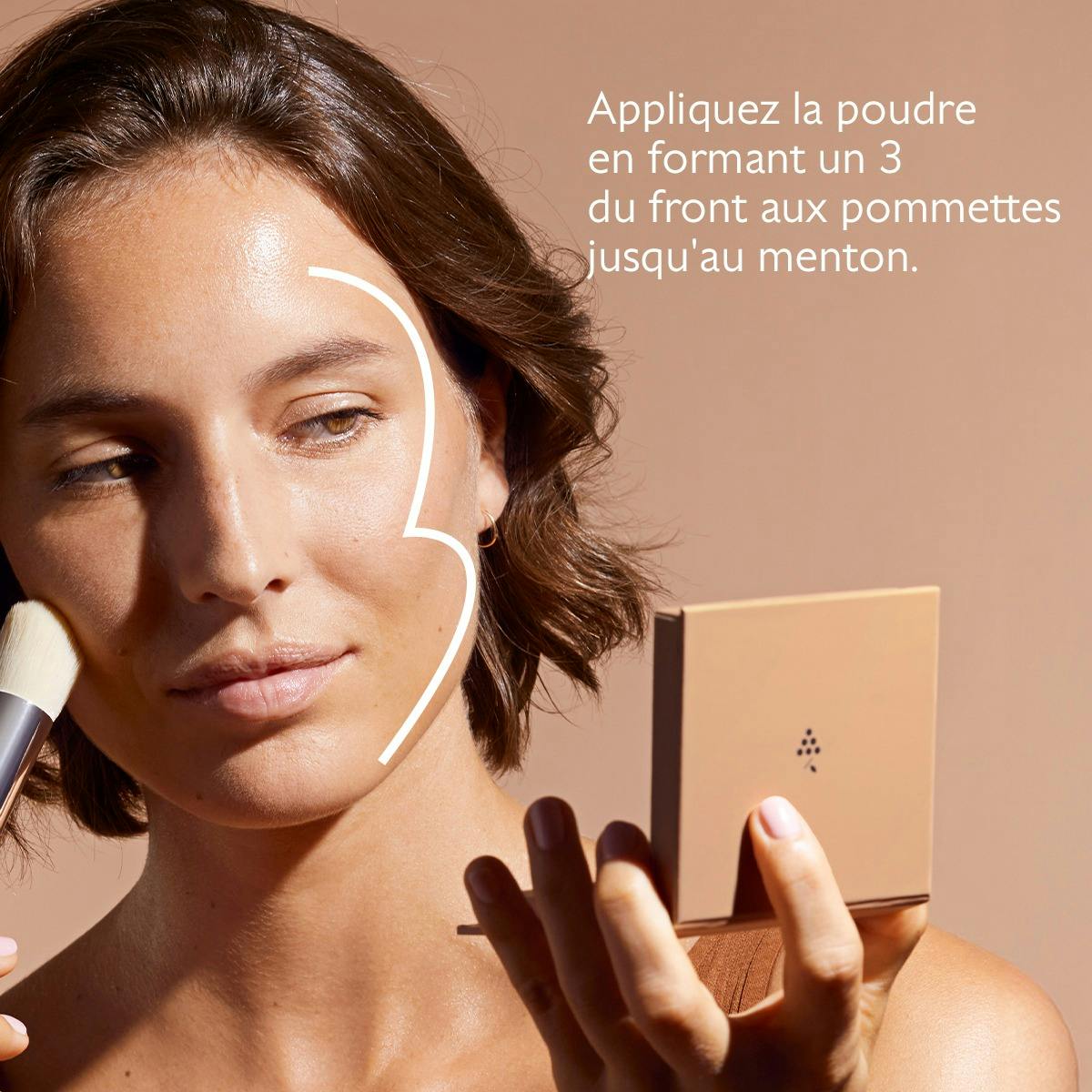 Caudalie Vinocrush, applied to the face with a brush, directions in French