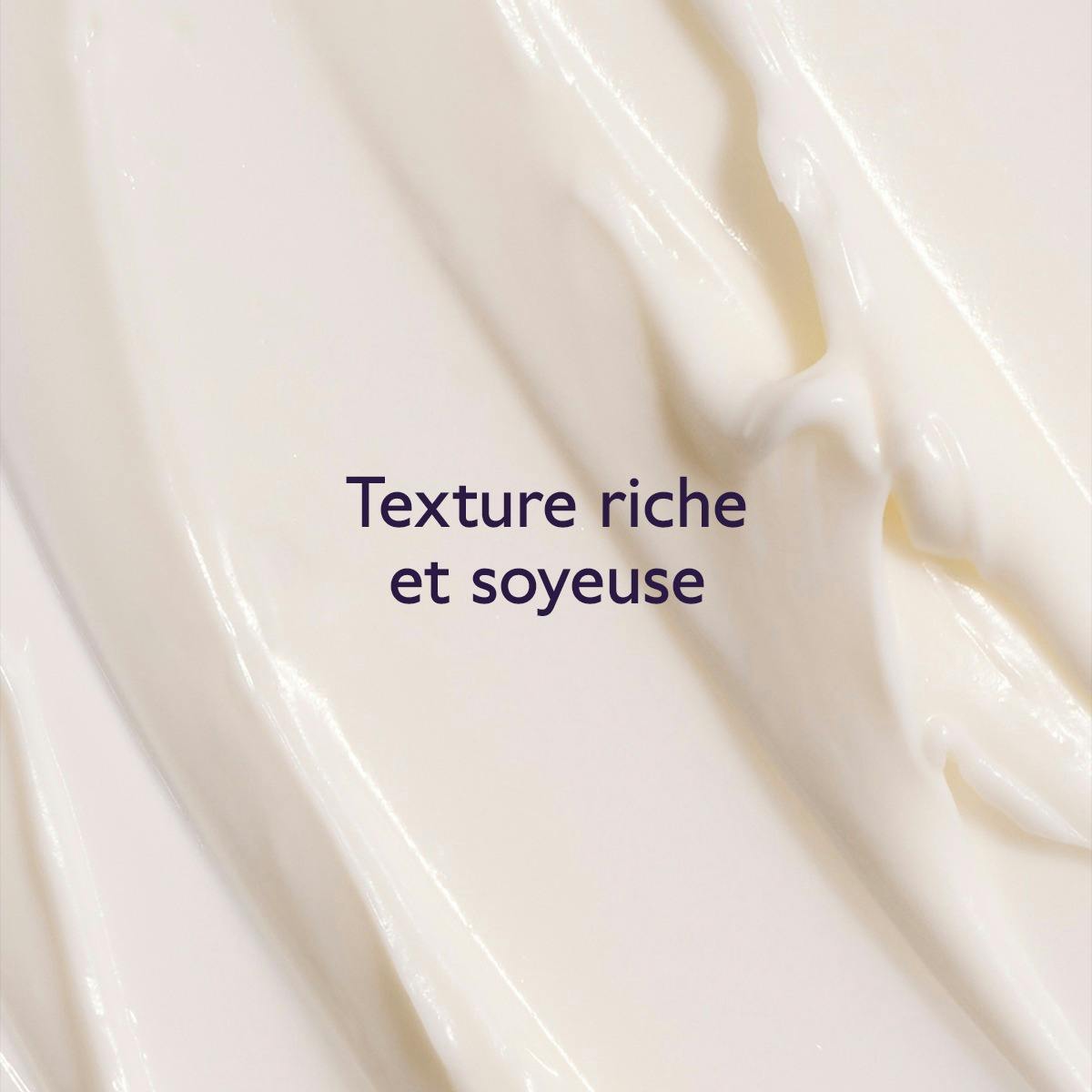 Caudalie Vinotherapist, cream texture swatch