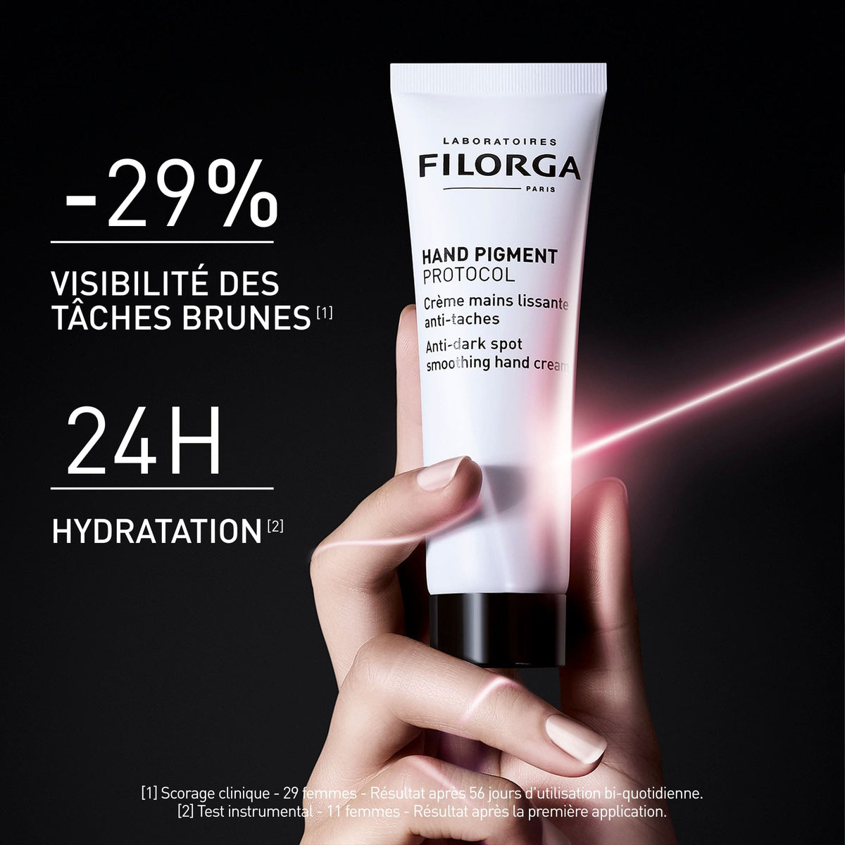 Filorga Pigment Protocol, hand holding the tube with study results in French