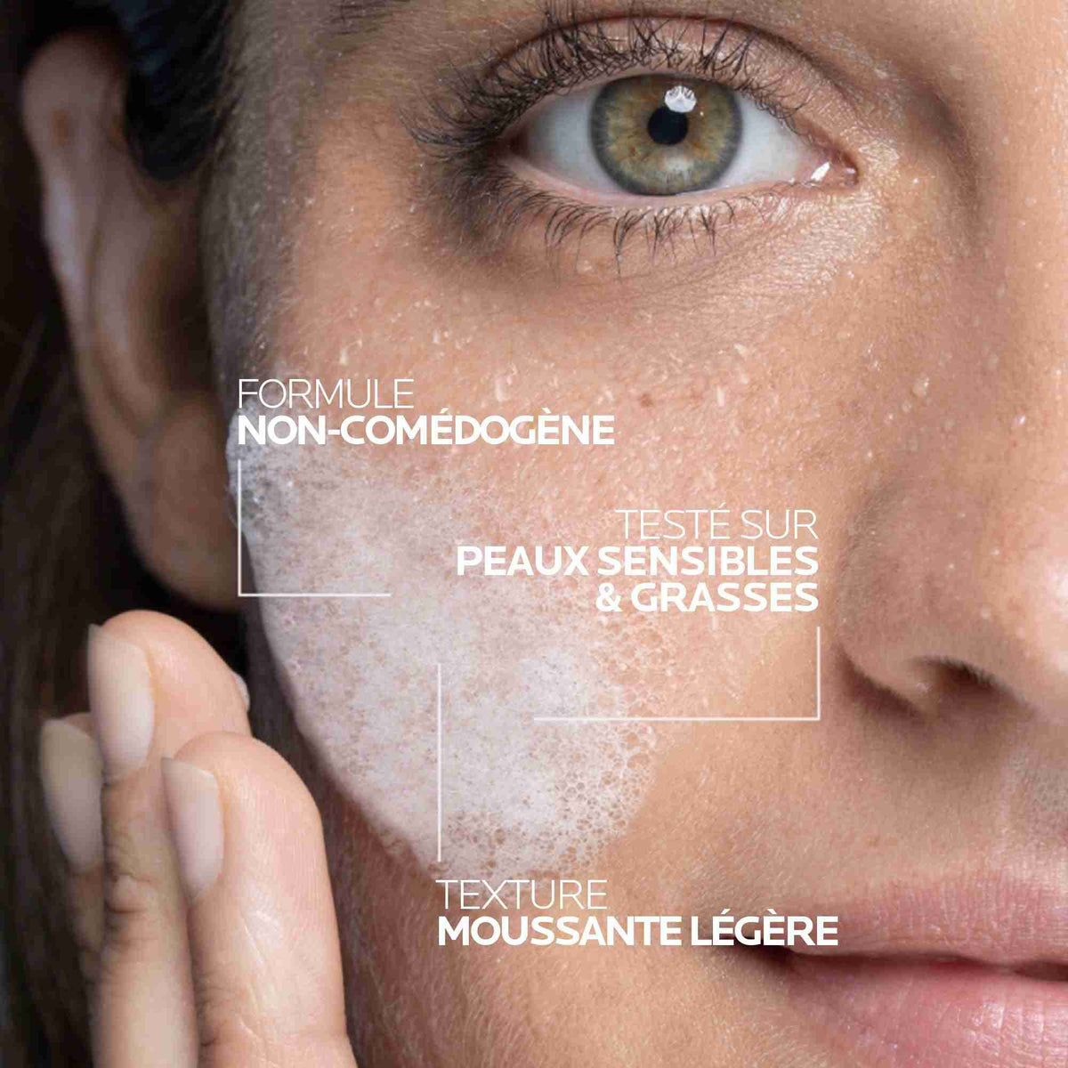 La Roche-Posay Vitamin C Radiance Renewing Foaming Gel Refined Pores, vue 7