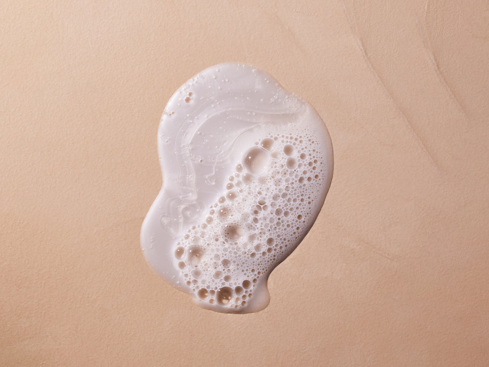 Mustela Cold Cream, gel texture swatch