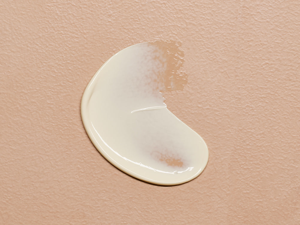 Mustela Lait Solaire, lotion texture swatch