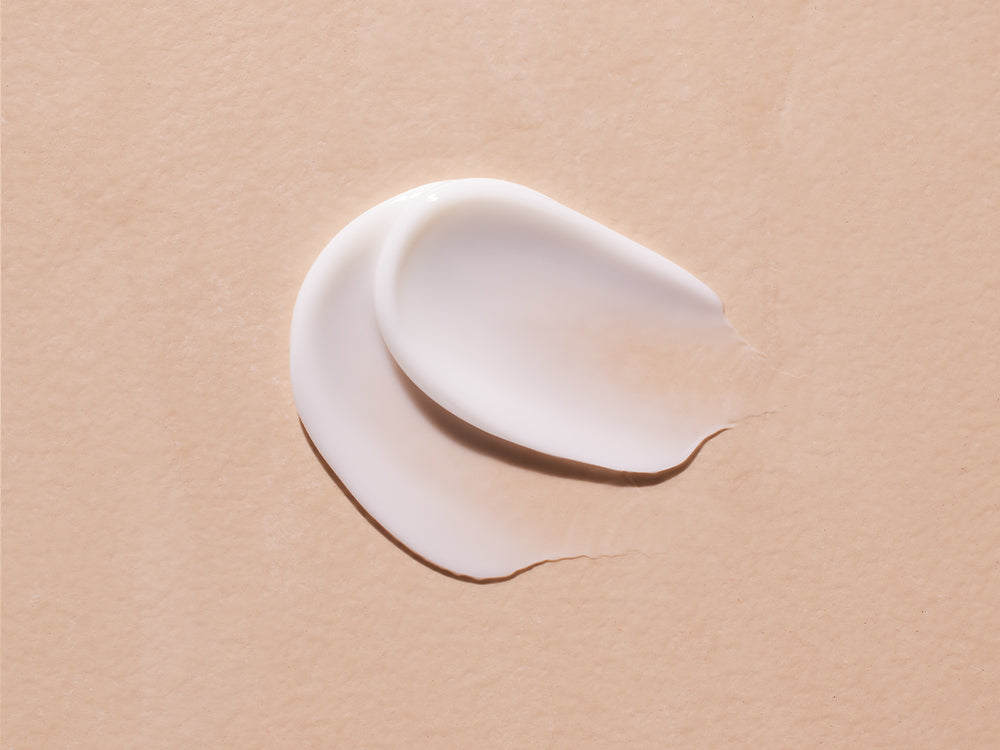 Mustela Stelatopia Intense, cream texture swatch