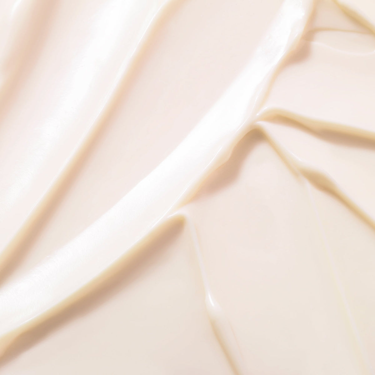 NUXE NUXURIANCE GOLD, balm texture swatch