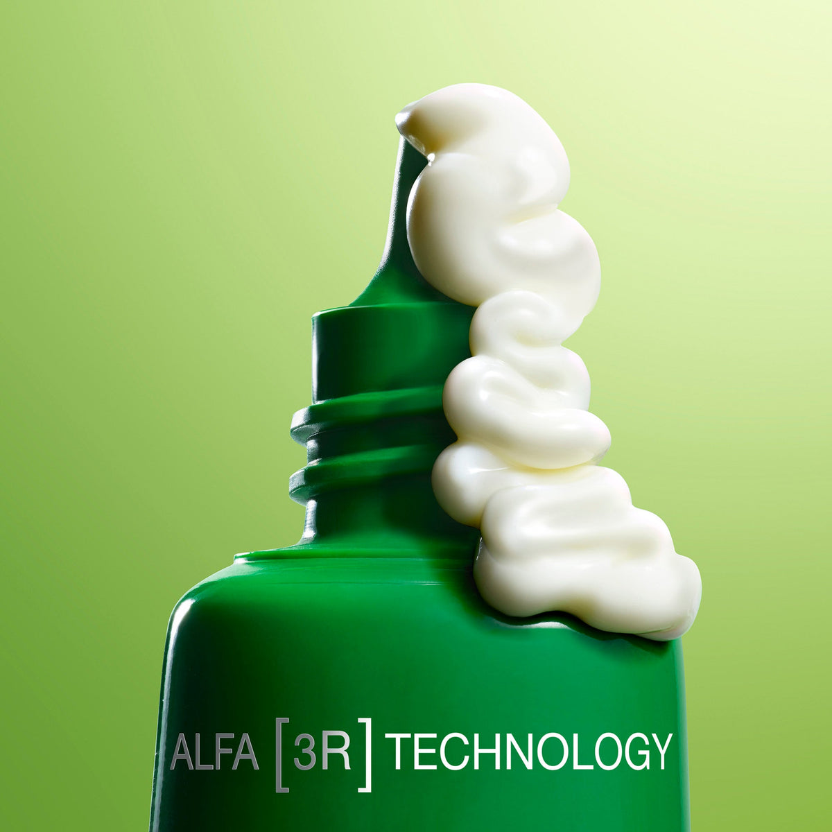 NUXE Nuxuriance Ultra, cream swirling from the tube tip with ALFA 3R text