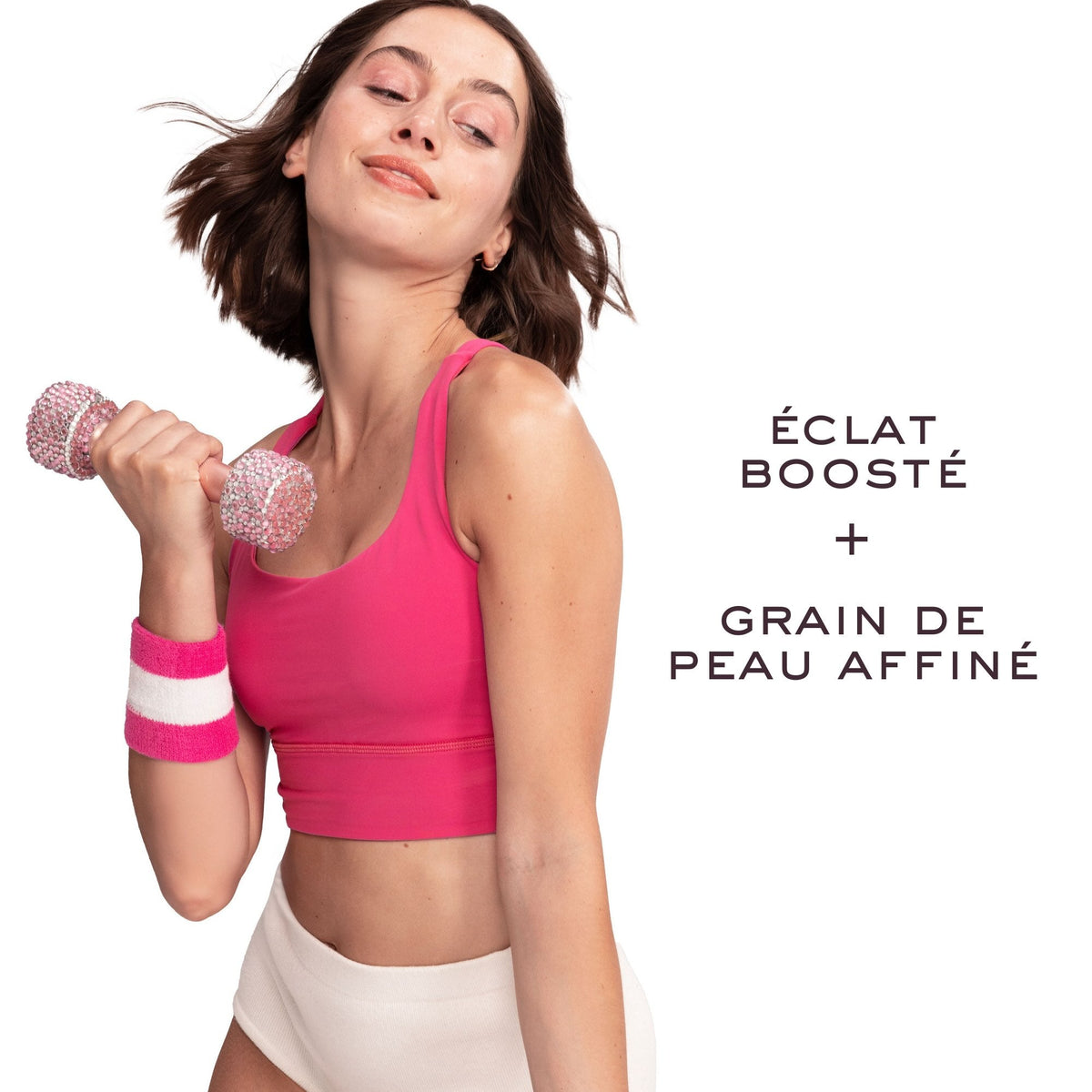 NUXE Prodigieuse Hyalu Boost, woman in sportswear lifting a dumbbell, text in French