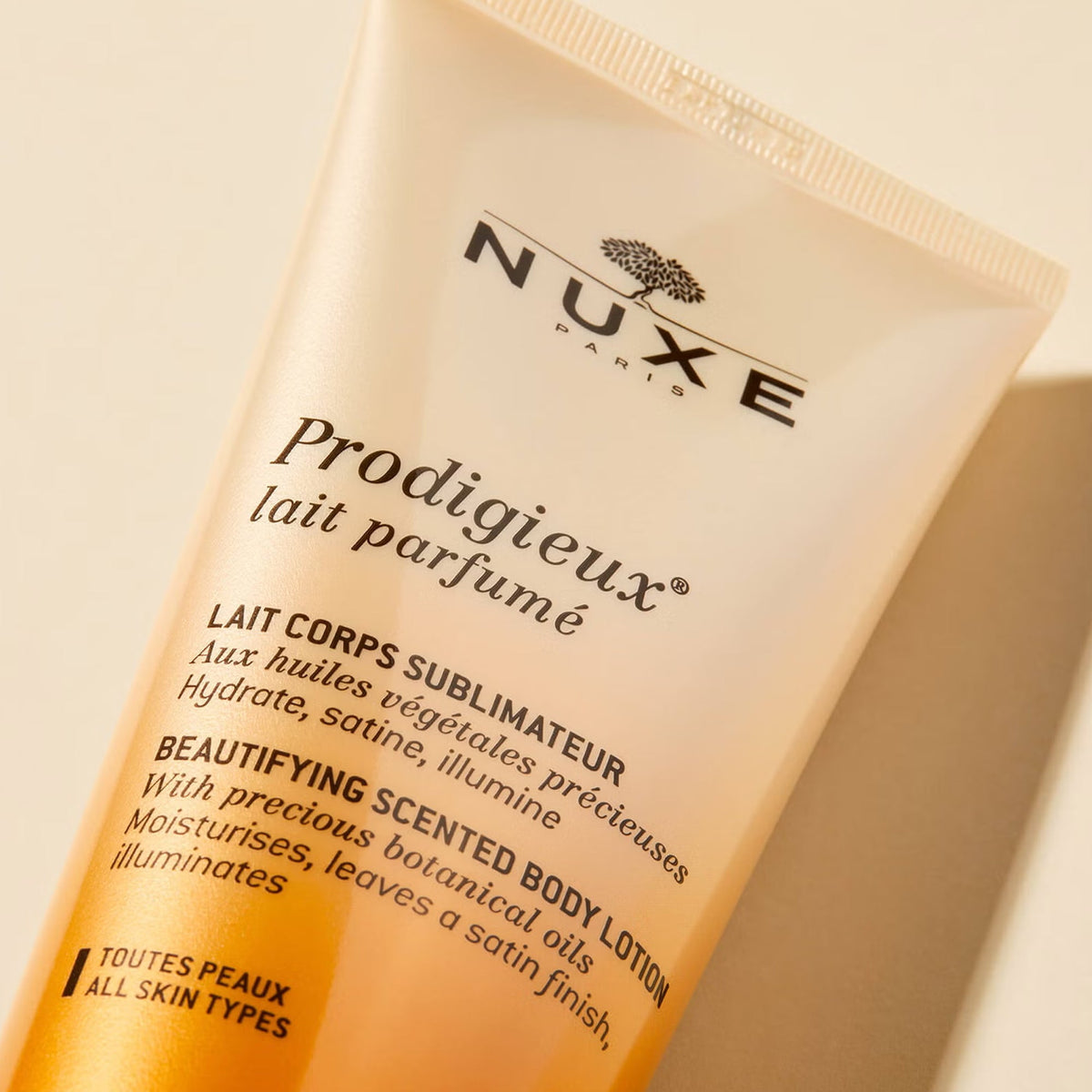 NUXE Prodigieux, close-up of the tube label in French and English
