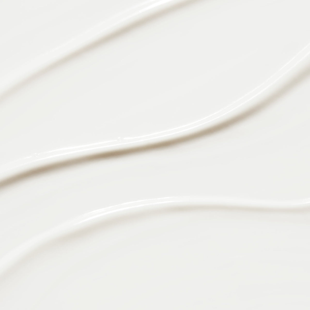 NUXE SUN, lotion texture swatch