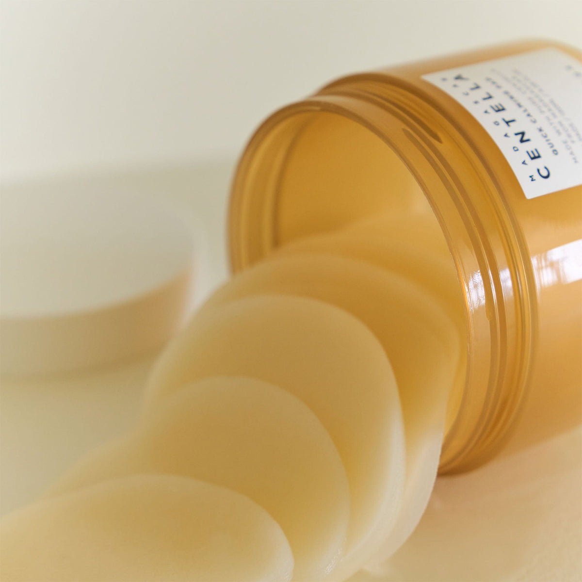 SKIN1004 Madagascar Centella, pads spilling from the open jar