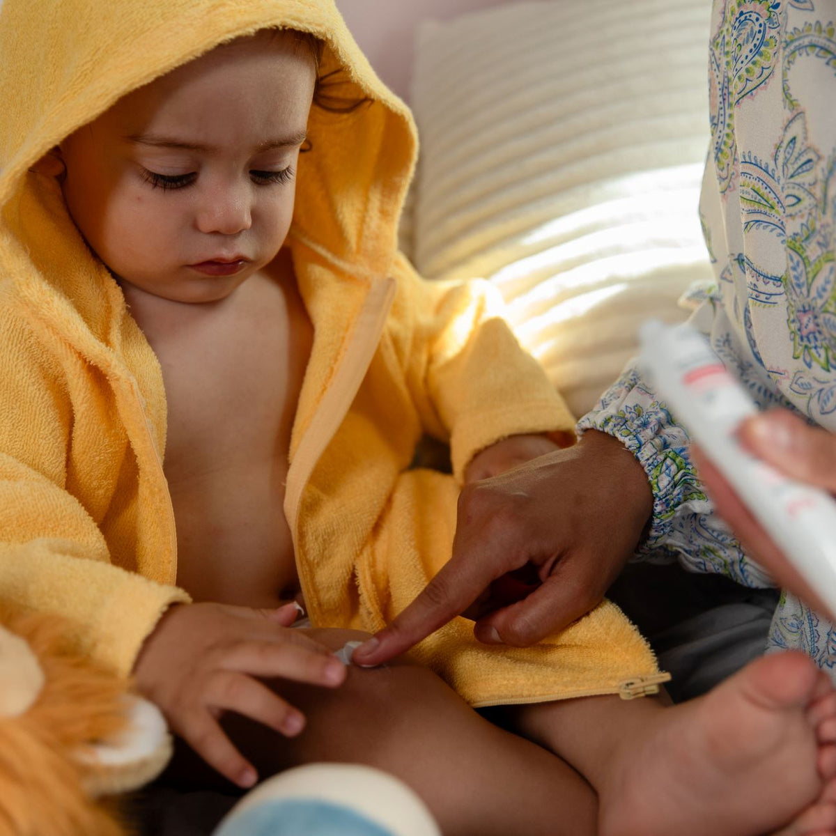 Topicrem CICA, cream applied to a toddler's leg