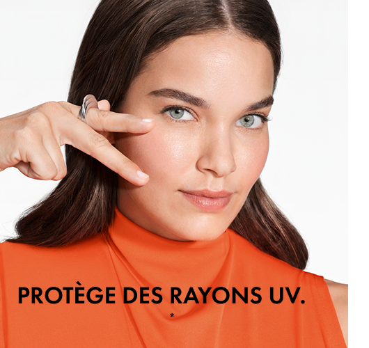 Vichy Capital Soleil, woman in an orange top with a French caption