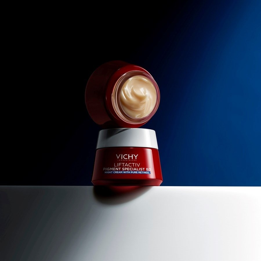 Vichy Liftactiv B3, open jar balanced on a closed jar