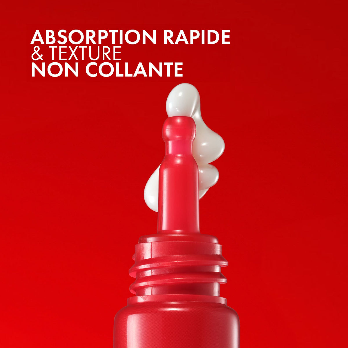 Vichy Liftactiv Collagen Specialist, close-up of the applicator tip with cream, text in French