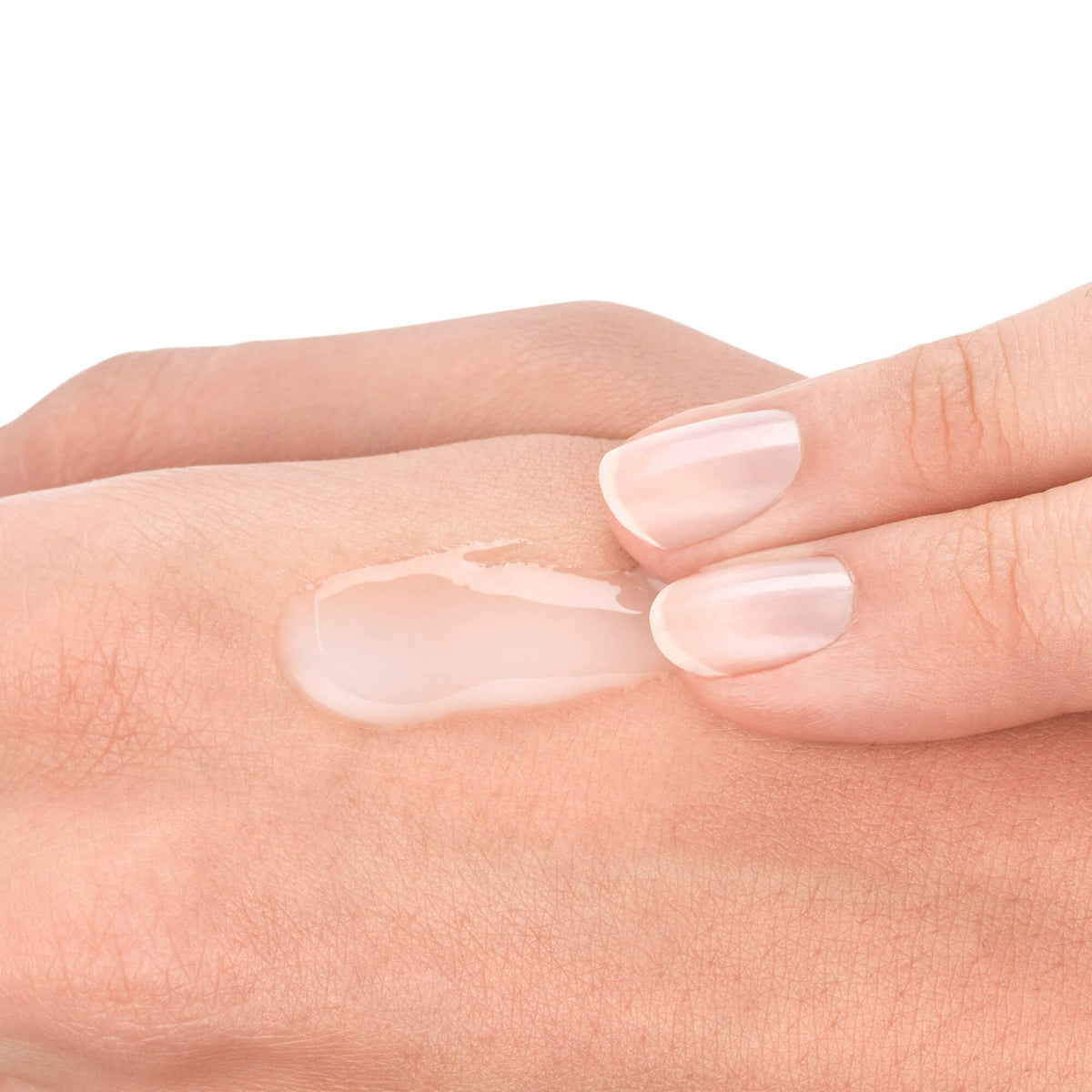 Vichy Mineral 89, applied to the hands